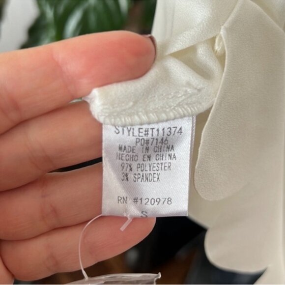 Entro Scalloped Babydoll Tank Top/Blouse/Shirt Sz S White - Picture 10 of 10